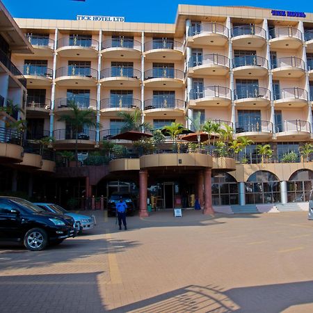 The Tick Hotel Kampala Exteriér fotografie